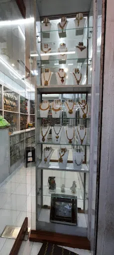 Femina Fancy Store